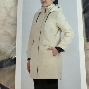 1 MADISON EXPEDITION Size Small Coat with hood, pockets and gold snaps NWT